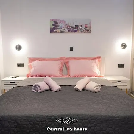 Lux House Kalamata